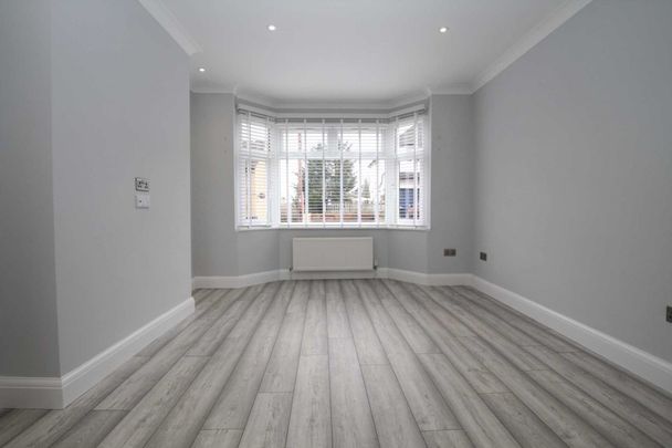 3 bed Semi Detached for rent - Photo 1