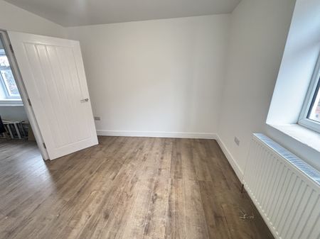 Lawford Road, Rugby - Photo 2