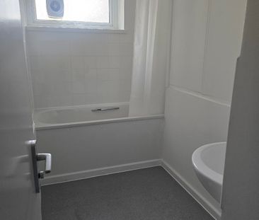 2 Bed Maisonette, Rounton Road, E3 - Photo 4