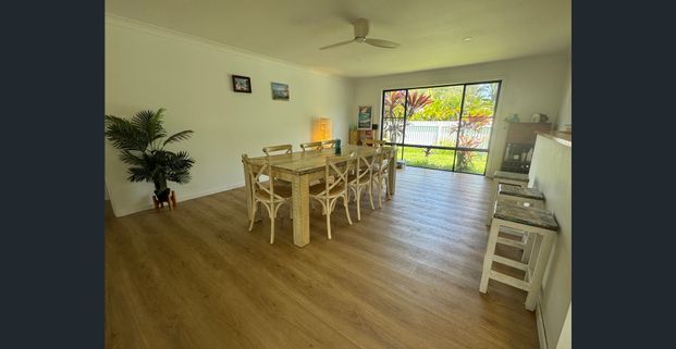 5 min walk to river - Photo 1