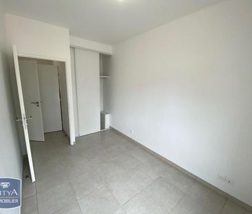 Location Appartement 3 pièces 54m² CLICHY SOUS BOIS 93390 - Photo 2
