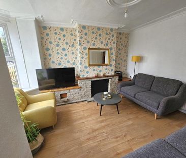 3 bedroom terraced house to rent - Photo 1