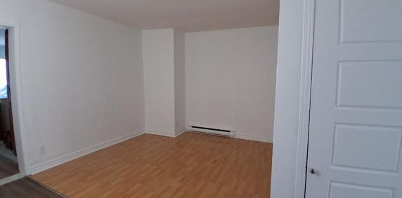 Lachine, 5 1/2 - Photo 2