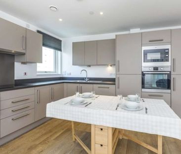 Savills offer this modern two double bedroom apartment located in N... - Photo 4