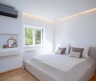 Semi-detached 3BR home in quiet condo with pool, Estoril. - Photo 5