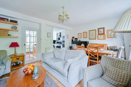 3 bedroom flat to rent - Photo 5