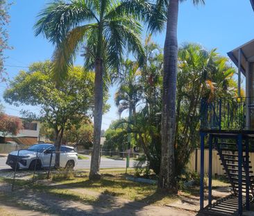 137 North Road, Woodridge, QLD 4114 - Photo 3