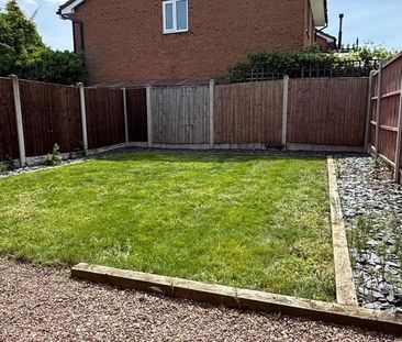 2 bedroom semi-detached house to rent - Photo 5