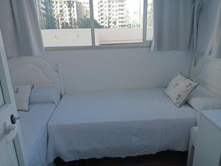 Ref 19153 – ** SEASONAL RENTAL ** Edif. Don Juan -Impeccable apartment on the first line -Reformed - Photo 5