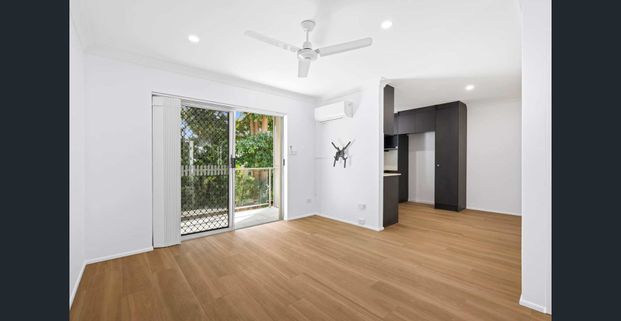 Freshly renovated retreat - Photo 1