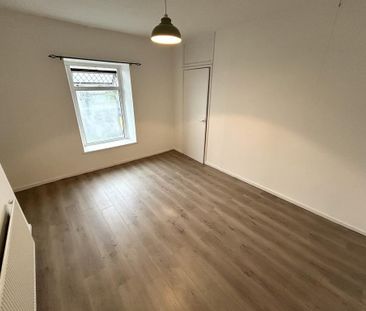 2 bedroom house to rent - Photo 2