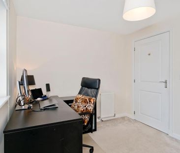 2 Bed Flat, Buckstone, EH10 - Photo 5