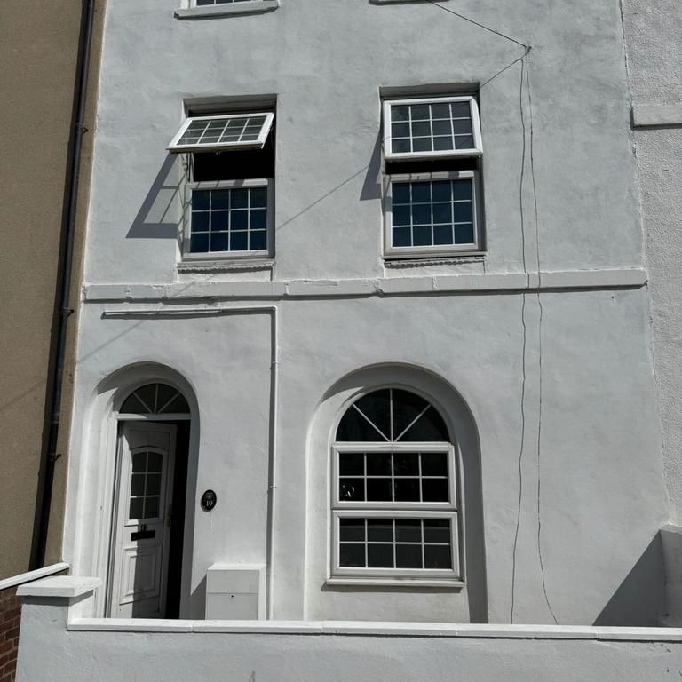 5 bedroom terraced house to rent - Photo 1