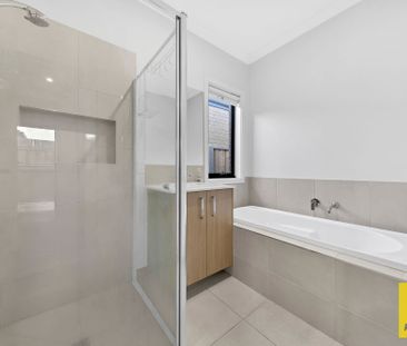 Live Smarter. Live Stylish. Live Here. - Photo 4