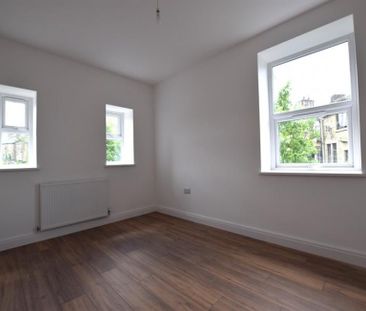 1 Bedroom Apartment To Let - Photo 3