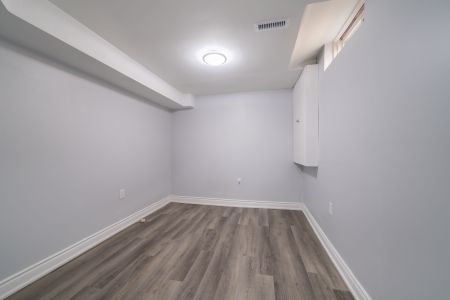 For Lease - 3188 Cambourne Crescent Unit# Lower, Mississauga, Ontario - Photo 3
