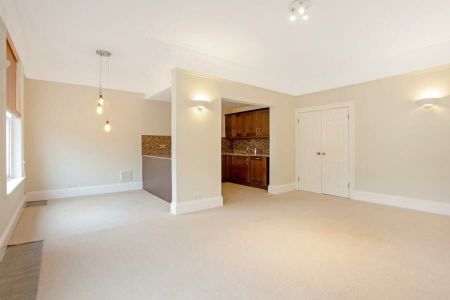 2 Bedroom Flat To Let - Photo 5