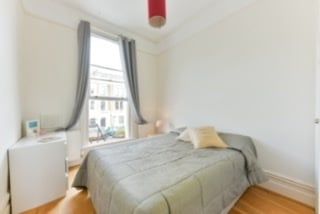 2 Bed Flat, Sinclair Road, W14 - Photo 5