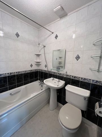 1 Bed Flat, North Frederick Path, G1 - Photo 5