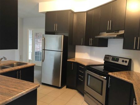 For Lease - 23 Caliber Court, King, Ontario - Photo 5