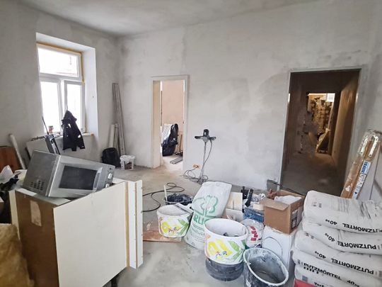 SEEGASSE, ERSTBEZUG, unbefristete 73 m2 Altbau, Wohnküche, 2 Zimmer, Duschbad, Parketten, Hofruhelage, U4-Nähe - Foto 1