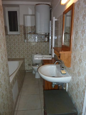 Location Appartement 1 pièce 34m² NIMES 30000 - Photo 5