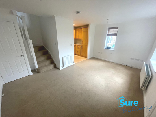 2 bedroom semi-detached house to rent - Photo 1