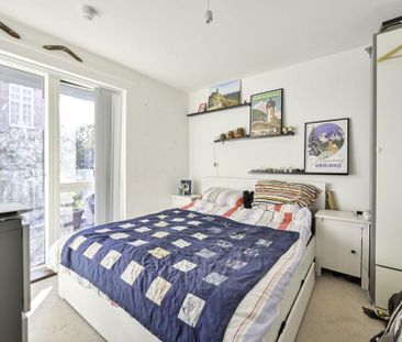 3 bedroom flat to rent - Photo 3