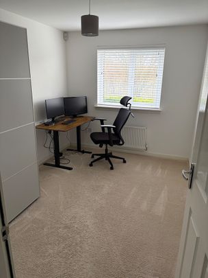 2 Bed Flat, Investment Way, G43 - Photo 1