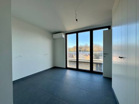 Penthouse - Photo 2