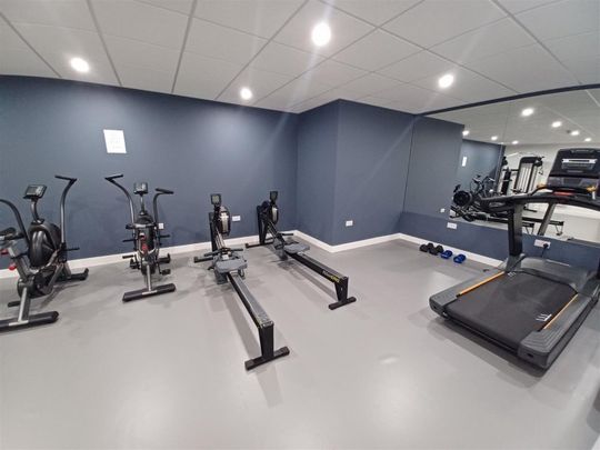 1 BED Apartment To rent - Photo 1