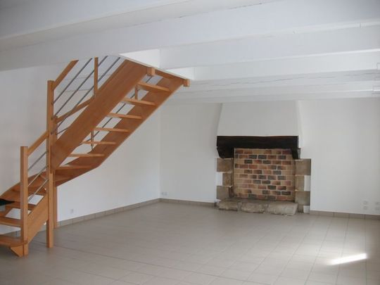 Location Maison 3 pièces 79m² - Photo 1