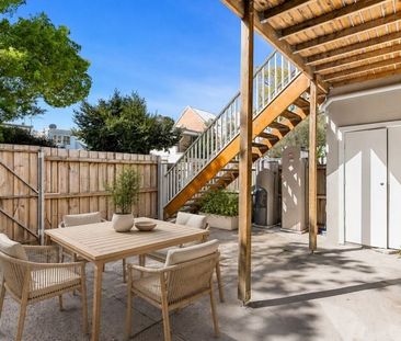 PERFECTLY LOCATED HALF-HOUSE IN THE HEART OF ERSKINEVILLE - Photo 5