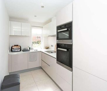 Eton House, Bushey, WD23 - Photo 1