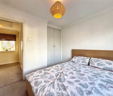 2 bedroom terraced house to rent - Photo 4