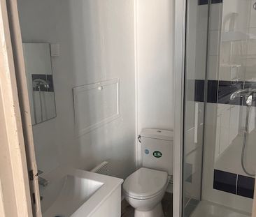 Location Appartement 1 pièce 17m² ANGOULEME 16000 - Photo 4