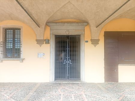 AMPIO APPARTAMENTO 2.5 LOCALI VICINO AL LAGO - Foto 3