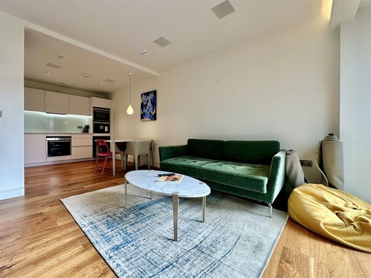 Wood Street, London - Photo 1