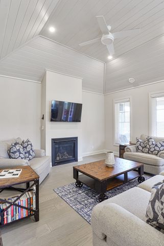 For Lease - 2054 Peninsula Road Unit# 16, Muskoka Lakes, Ontario - Photo 2