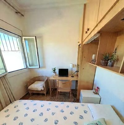 Travessera de les Corts, Barcelona, Catalonia 08014 - Foto 1