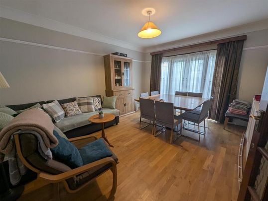 4 bedroom house to rent - Photo 1