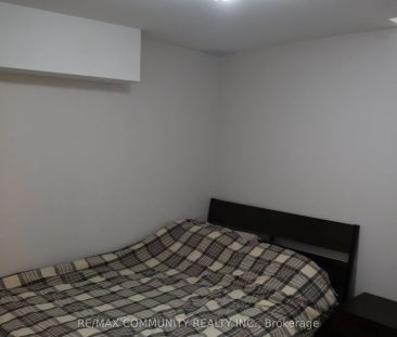 1061 Rowntree Crescent #Basement - Photo 3