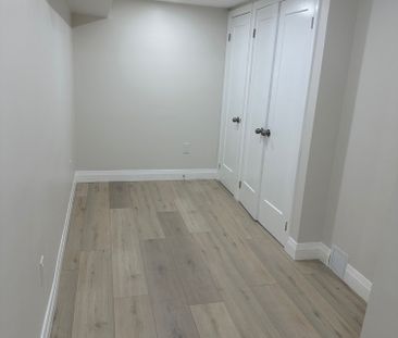 For Lease - 3881 Skyview Street, Mississauga, Ontario - Photo 3