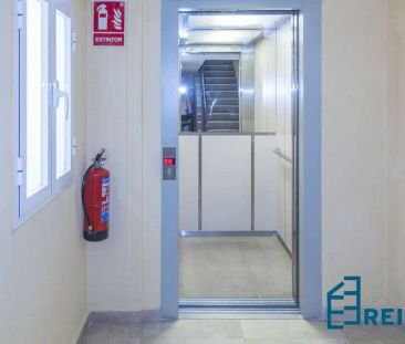 Piso de alquiler en Calle Puerto del Monasterio, Palomeras Bajas - Photo 2