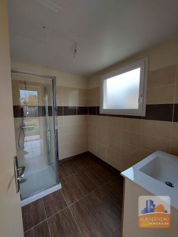 Location Maison 3 pièces 83m² - Photo 5