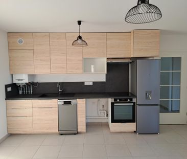 Location Appartement 2 pièces 44m² STE GENEVIEVE DES BOIS 91700 - Photo 3