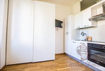 Студия возле метро Brenta