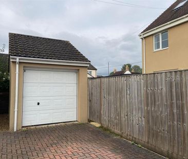 4 bedroom semi-detached house to rent - Photo 1