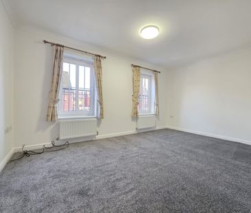 5 Bed Town House - Photo 6