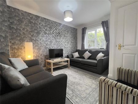 4 bedroom terraced house to rent - Photo 2